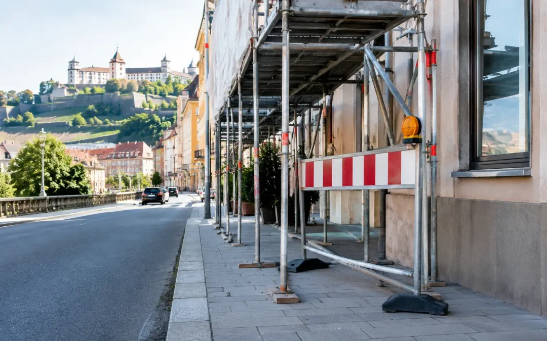 Darf ein Gerüst in Würzburg den Gehweg blockieren?